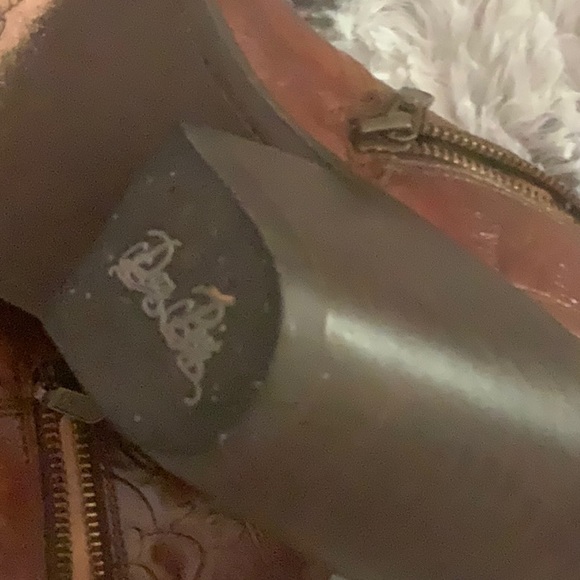 Dan Post leather womens booties - Picture 2 of 4